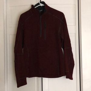 Men’s KUHL maroon half zip